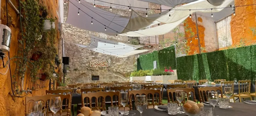 solar-background El Solar Hostal Savoy