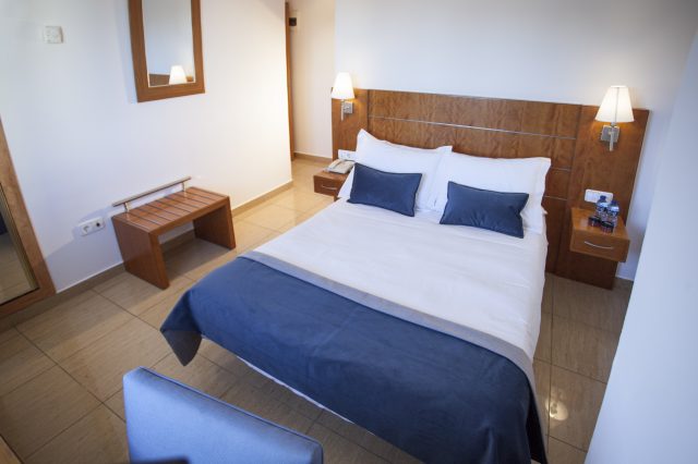 Single Room: Hotel in Alcoy